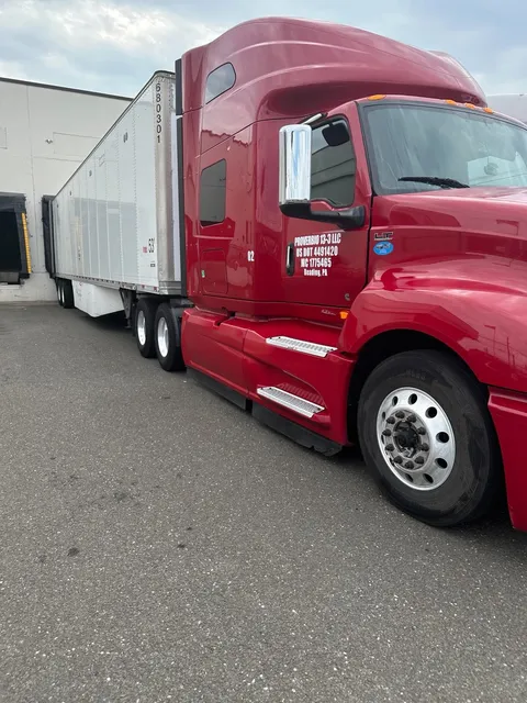 Proverbio 13-3 truck at a commercial dock